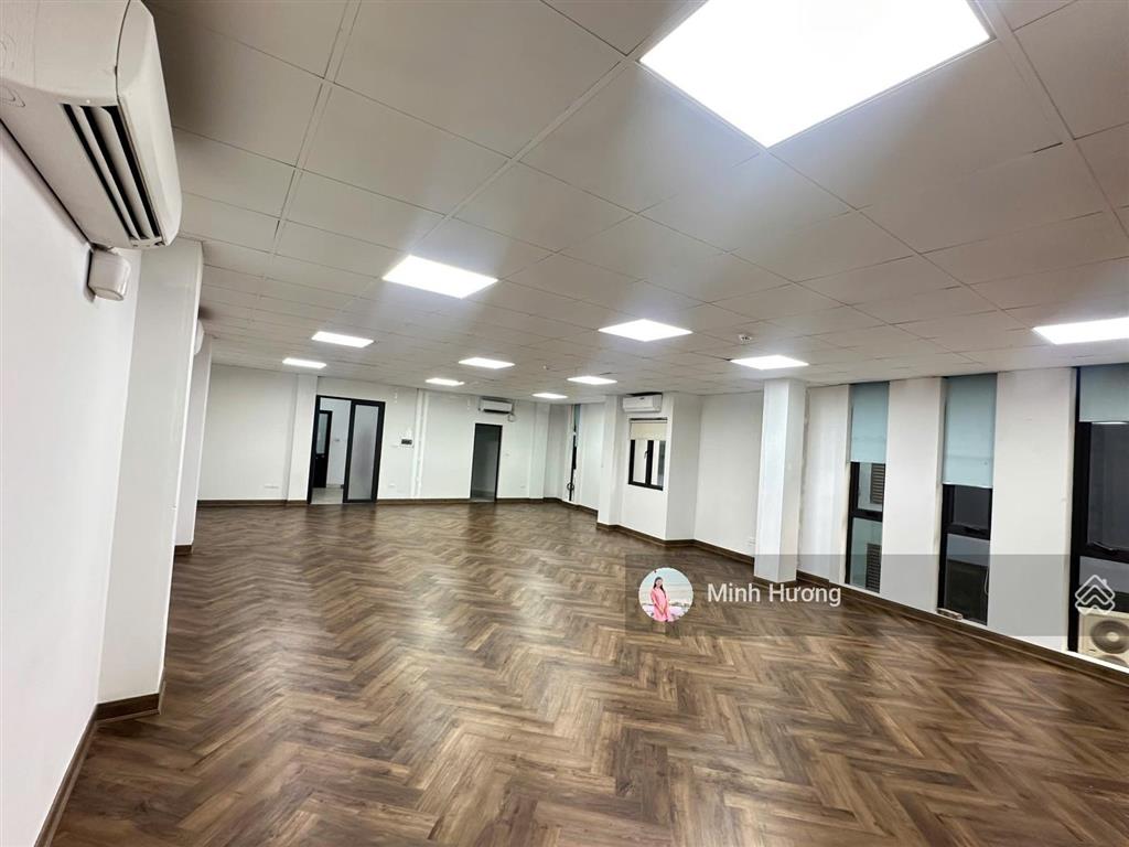 Văn phòng siêu đẹp 2 mặt thoáng tại phố dịch vọng hậu, cầu giấy. 100m2 giá rẻ