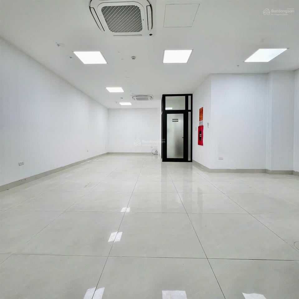 Văn phòng siêu đẹp 70m2 tại phố nguỵ như kon tum, thanh xuân chỉ 14 triệu/tháng