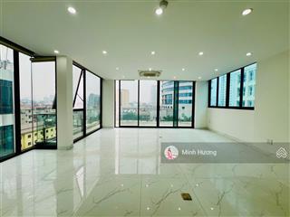Văn phòng 70m2 view 2 mặt kính siêu đẹp toà nhà văn phòng phố huỳnh thúc kháng, đống đa