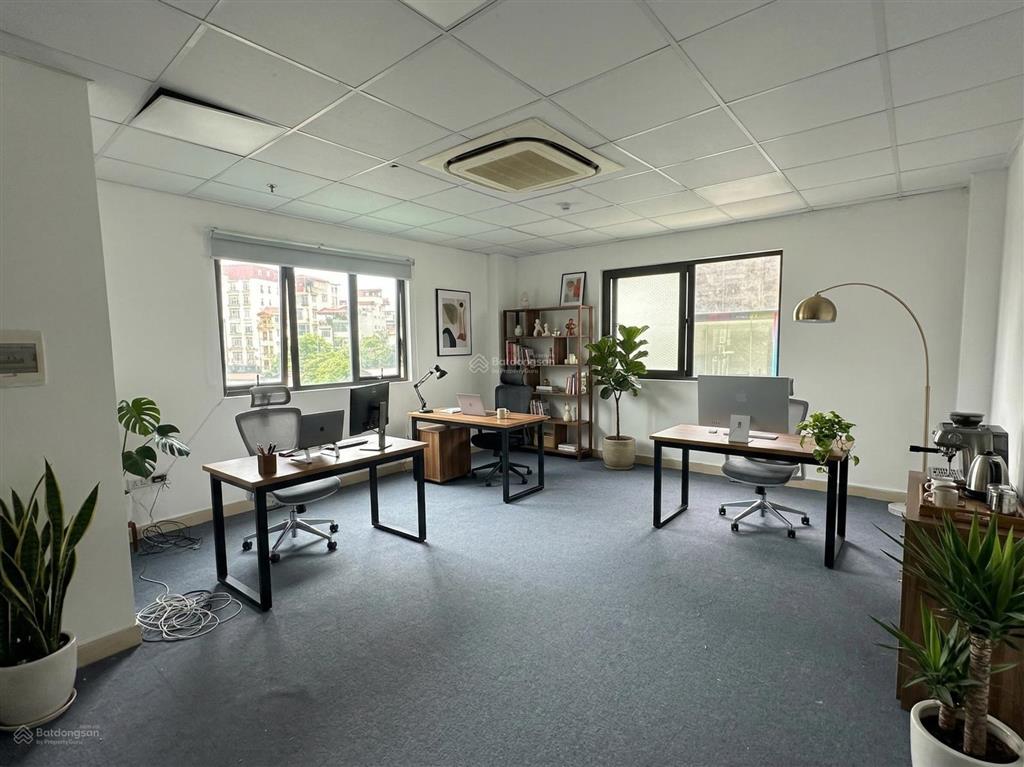 Cho thuê văn phòng 30m2 nhỏ xinh phù hợp khởi nghiệp tại trung yên 6, trung hoà, cầu giấy