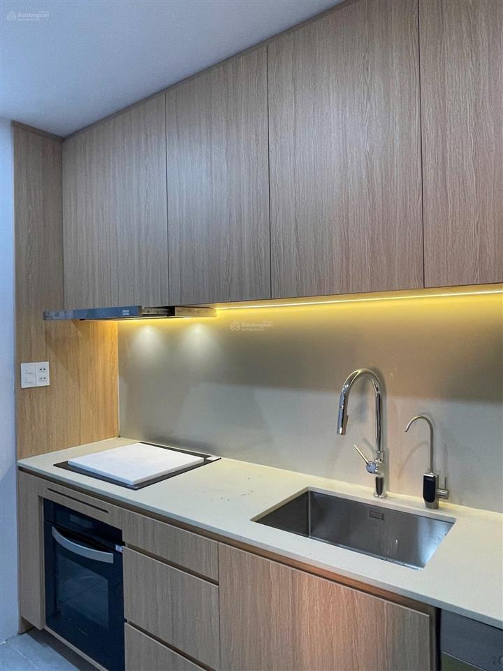 Chính chủ cần bán parkview nhà có sẵn hđt. giá tham khảo tốt trong khu vực.  0919 331 ***
