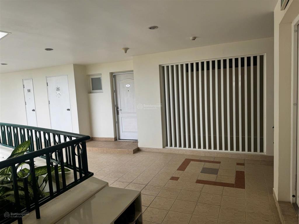 Cần bán chung cư cảnh viên 1 view mát lầu cao không bị nắng chiều.  0919 331 *** anh phương