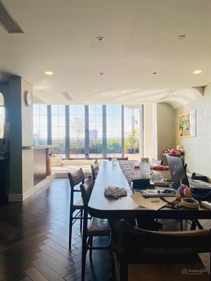 Cần bán penthouse panorama  phú mỹ hưng.  0919 331 *** em phương