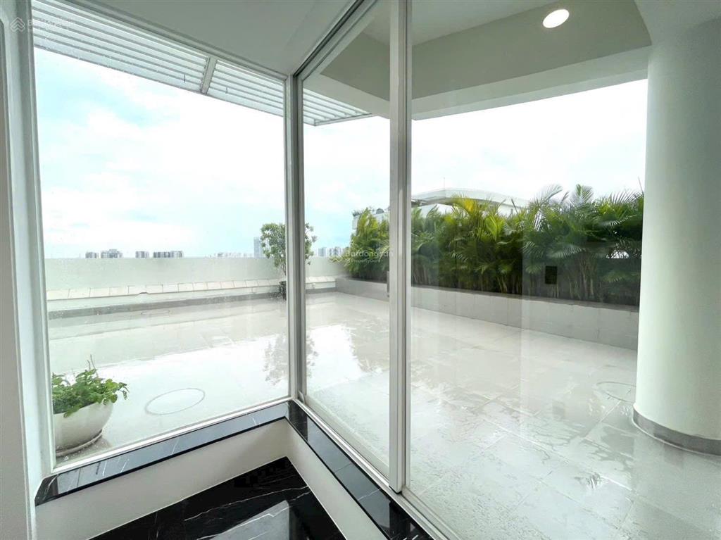 Hàng hiếm bán  penthouse riverpark khu vực sầm uất trung tâm phú mỹ hưng.  0919 331 ***
