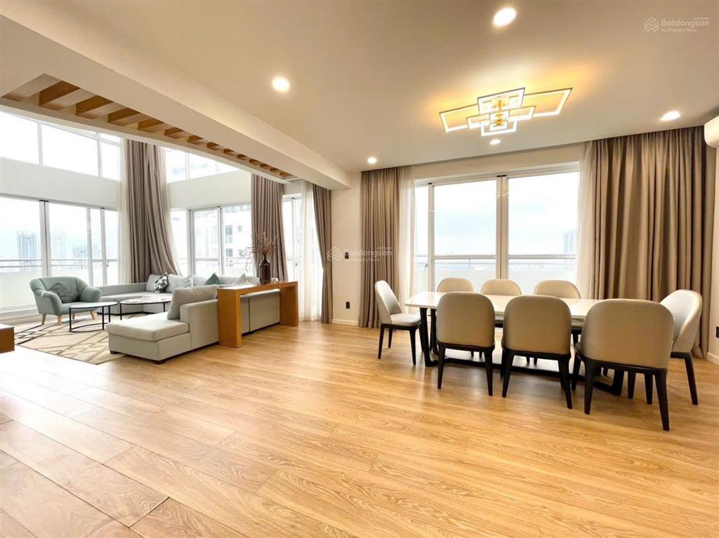 Hàng hiếm bán  penthouse riverpark khu vực sầm uất trung tâm phú mỹ hưng.  0919 331 ***
