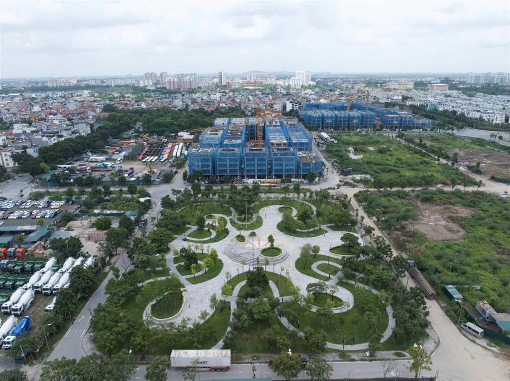 Mở bán 171 căn biệt thự có hầm cạnh vinhomes riverside giá 5,x tỷ/căn, quà tặng hơn 7 tỷ đồng