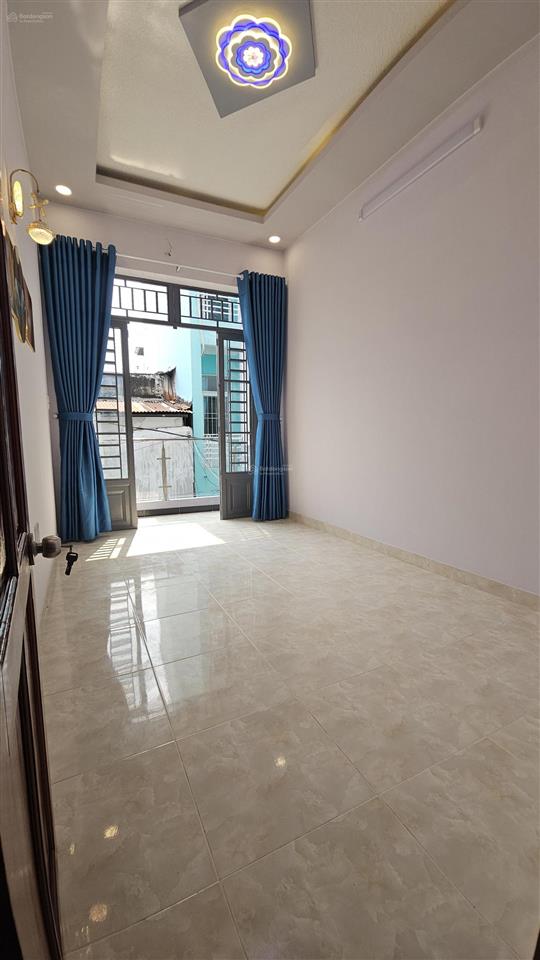 Nhà đẹp hẻm ba gác sạch sẽ bùi minh trực quận8