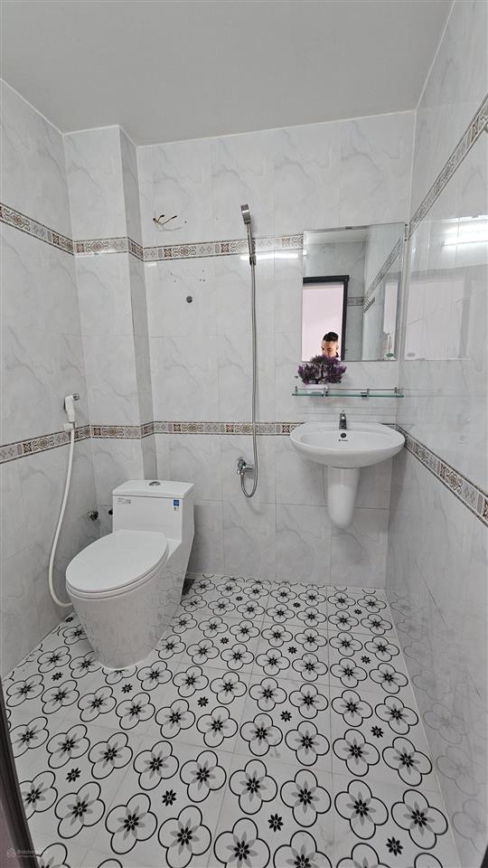 Nhà đẹp hẻm ba gác sạch sẽ bùi minh trực quận8