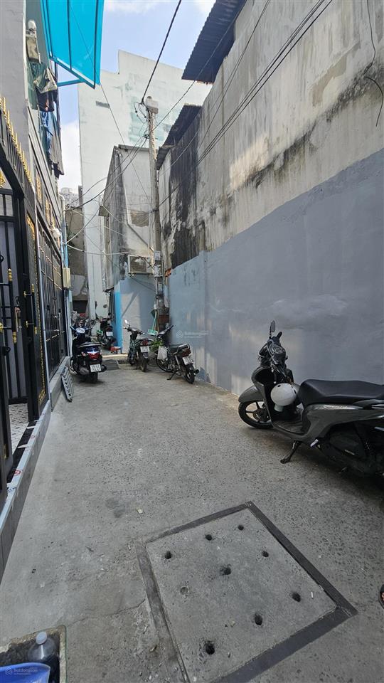 Nhà đẹp hẻm ba gác sạch sẽ bùi minh trực quận8