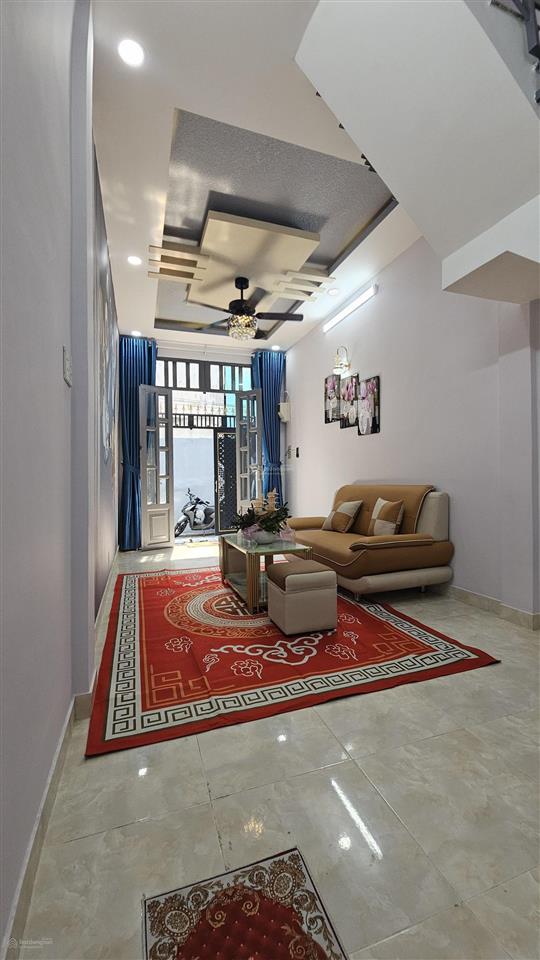 Nhà đẹp hẻm ba gác sạch sẽ bùi minh trực quận8