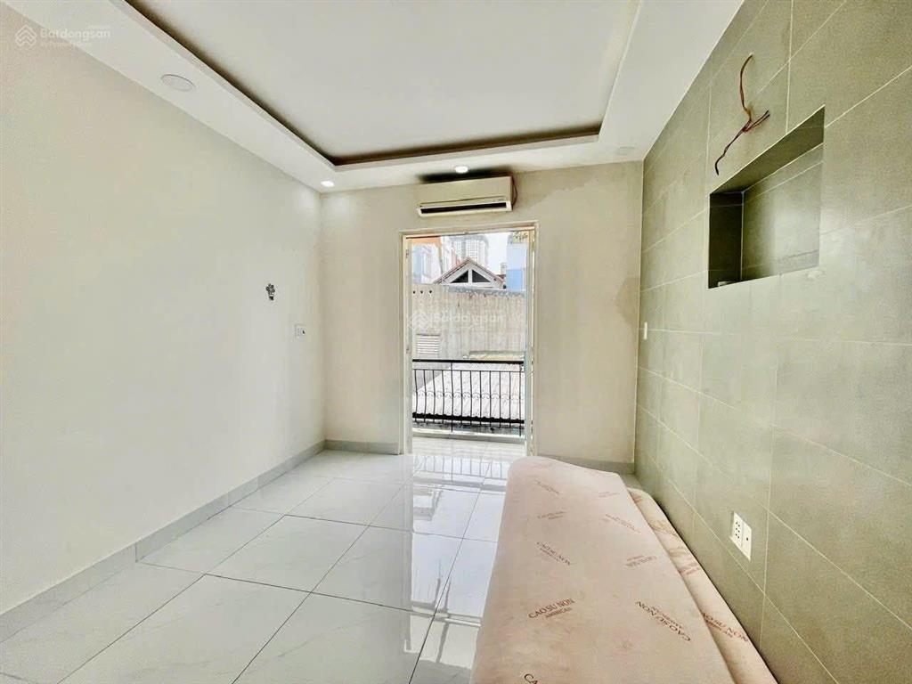 Nhà 2 lầu vị trí đẹp hẻm thẳng 20m tới nhà khu trung tâm quận8