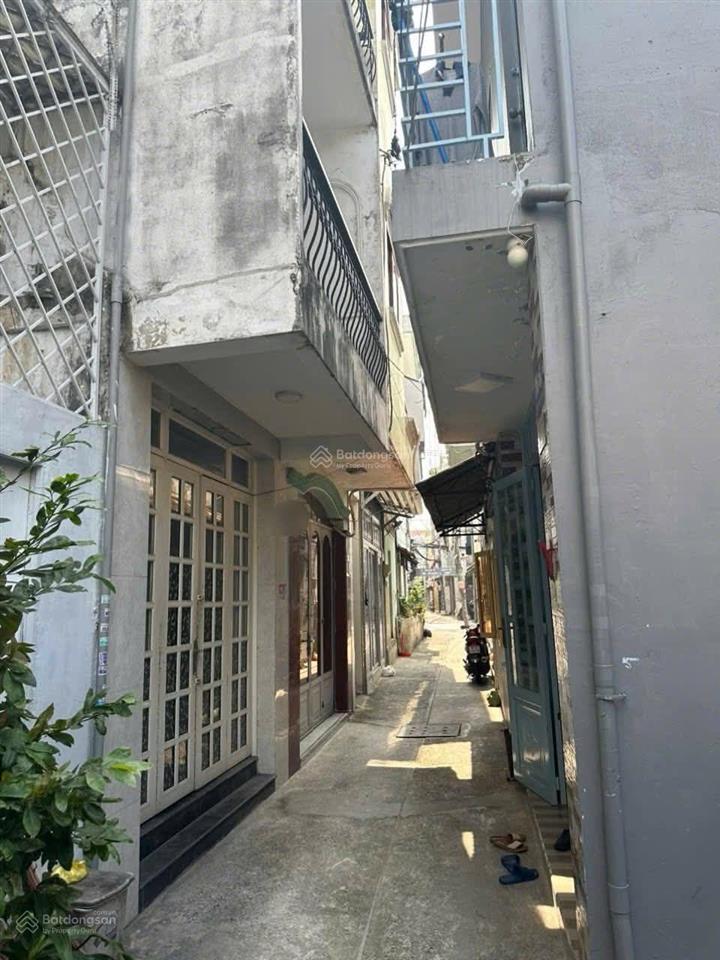 Nhà 2 lầu vị trí đẹp hẻm thẳng 20m tới nhà khu trung tâm quận8