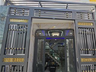 Nhà đẹp xem là thích hẻm 1 xẹc thông thoáng bình đông p15 quận 8