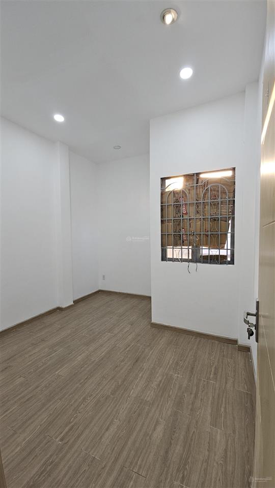 Nhà sát mặt tiền ql50 gần bến xe quận8 đi đâu cũng tiện