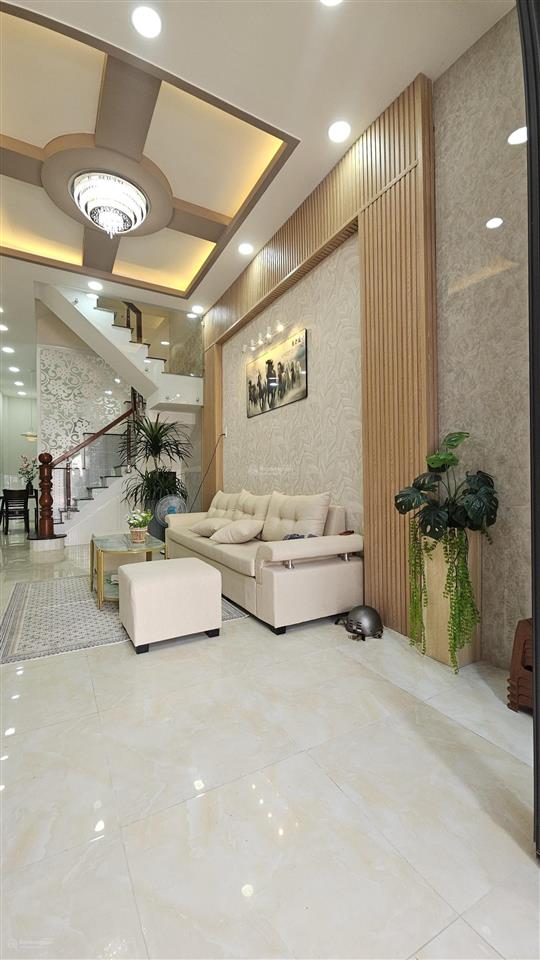 Bán gấp mặt tiền 5 tầng siêu đẹp veiw bờ kè mát mẻ