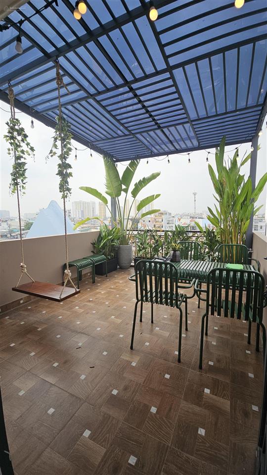 Bán gấp mặt tiền 5 tầng siêu đẹp veiw bờ kè mát mẻ