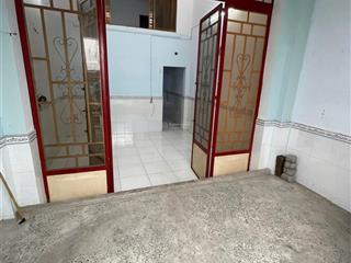 Nhà diện tích siêu đẹp tiện xây sửa tám danh gần parmall