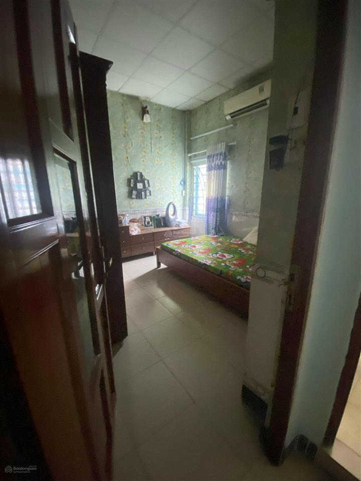 Nhà giá tốt diện tích đẹp có cửa hậu ra đường nội bộ