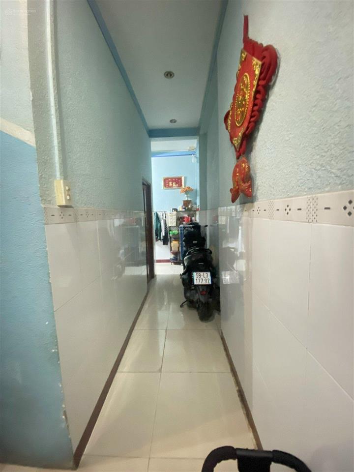 Nhà giá tốt diện tích đẹp có cửa hậu ra đường nội bộ