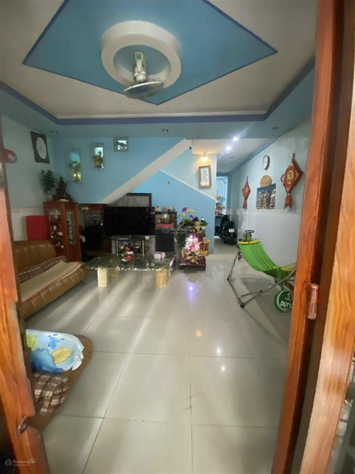 Nhà giá tốt diện tích đẹp có cửa hậu ra đường nội bộ