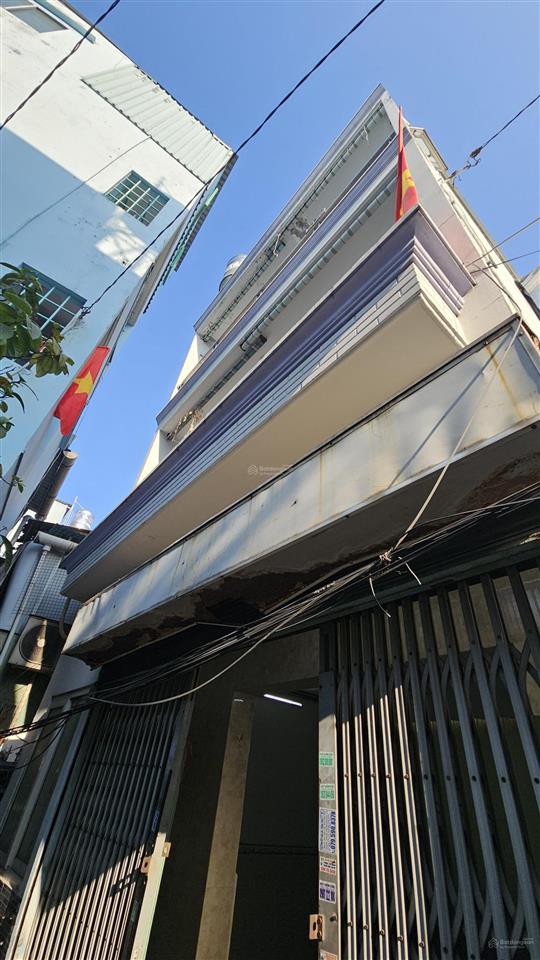 Nhà 3 tầng đúc bê tông kiên cố đường nguyễn duy tiềm năng