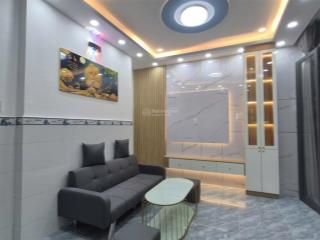 Nhà xây mới 3 lầu gần cầu chữ y