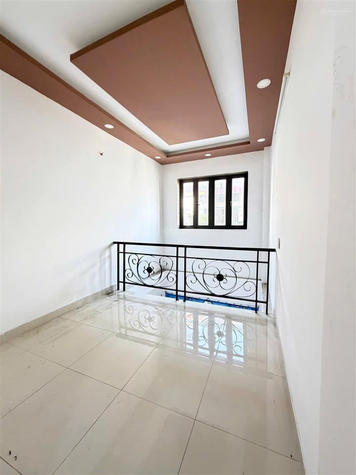 Nhà 5 tầng hẻm thông thoáng âu dương lân trung tâm quận8