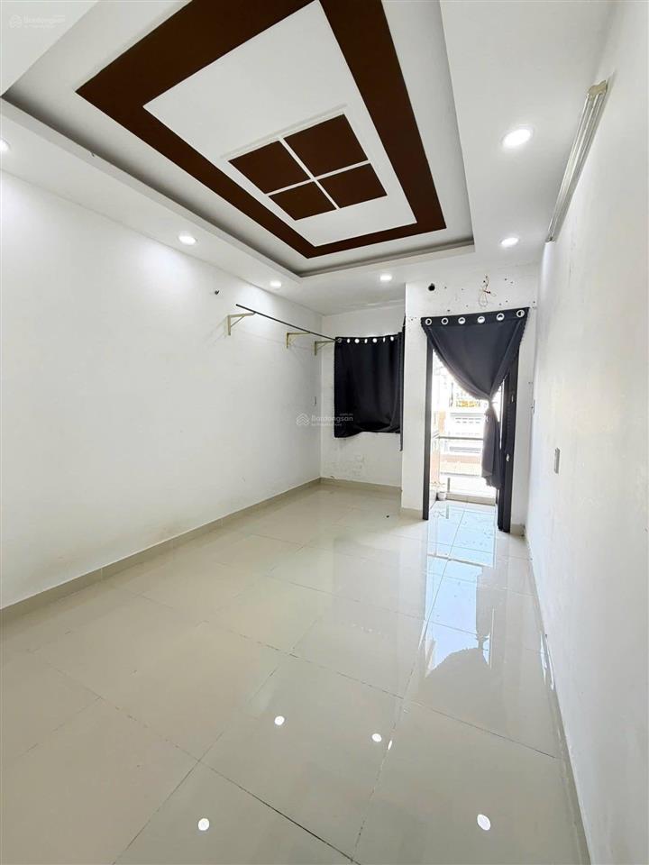 Nhà 5 tầng hẻm thông thoáng âu dương lân trung tâm quận8