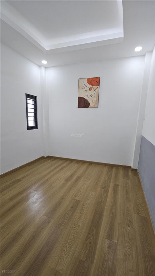 Nhà đẹp hiện đại 2 lầu đúc gần cầu chữ y hưng phú quận8