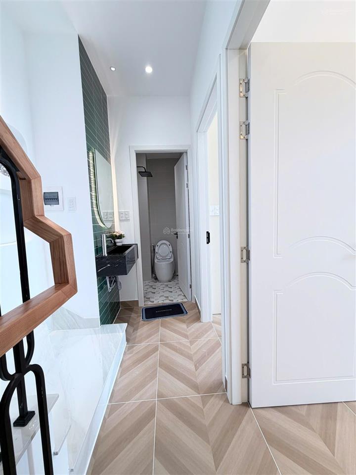 Nhà xây mới siêu đẹp full nội thất cao cấp âu dương lân p3 q8
