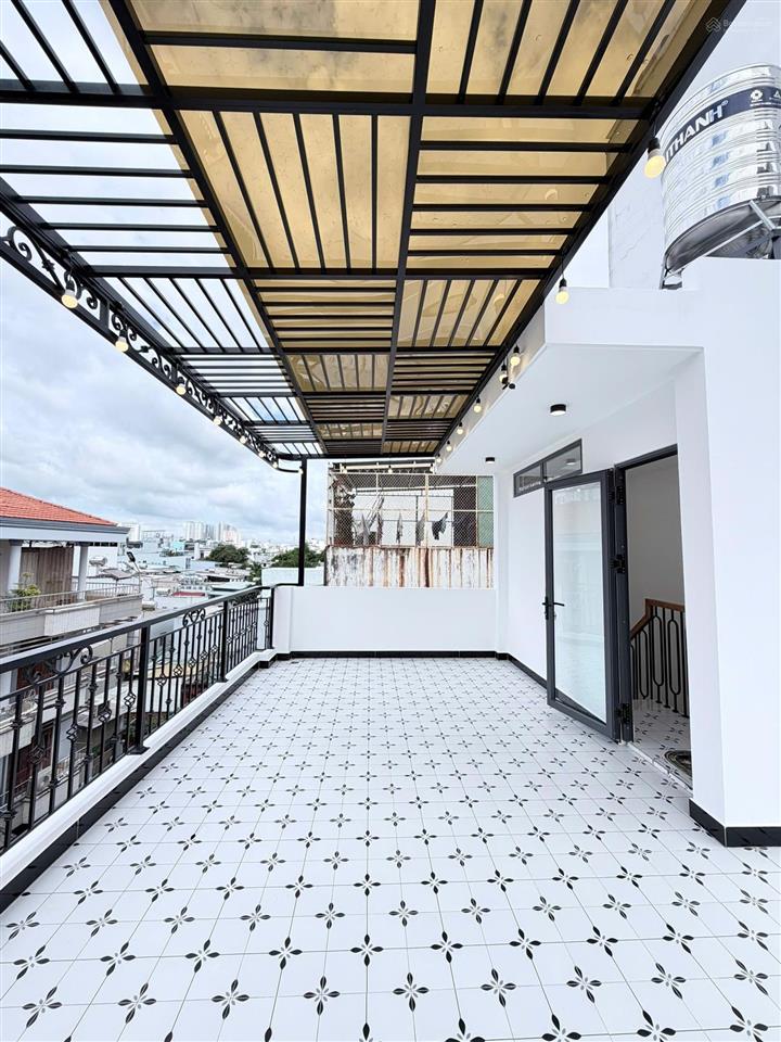 Nhà xây mới siêu đẹp full nội thất cao cấp âu dương lân p3 q8