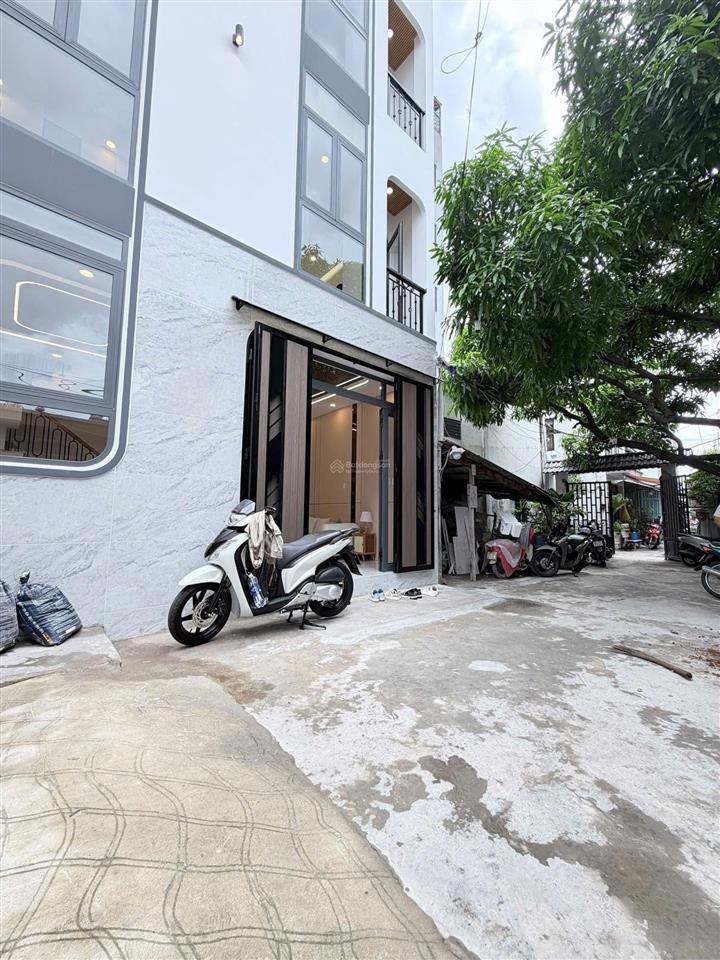 Nhà xây mới siêu đẹp full nội thất cao cấp âu dương lân p3 q8