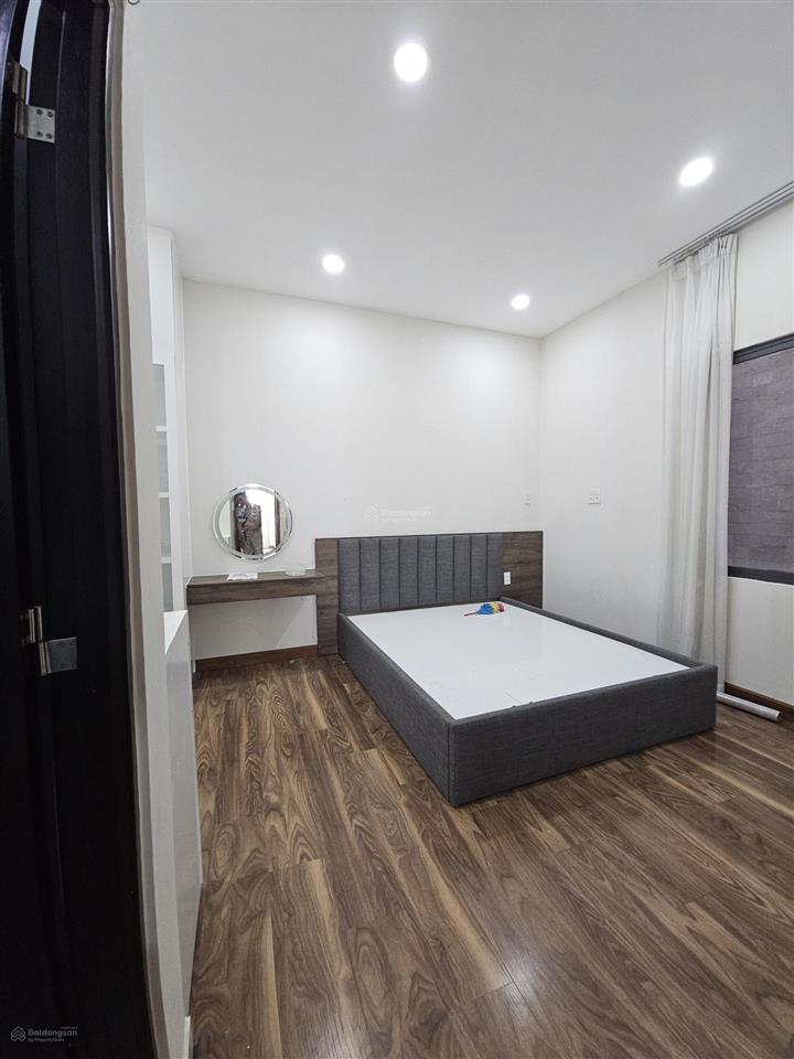 Nhà 3 lầu ở đại gia đình gần mặt tiền cạnh siêu thị aeon cao lỗ