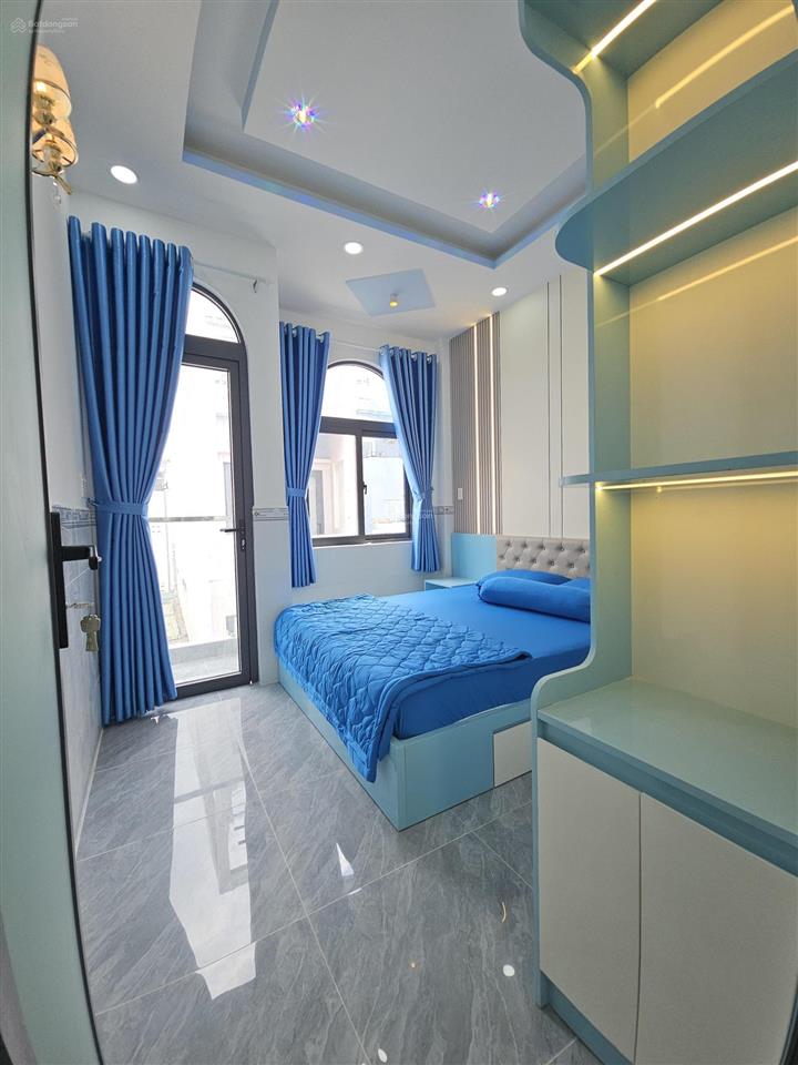 Nhà xây mới 3 lầu hẻm 4m hưng phú quận8