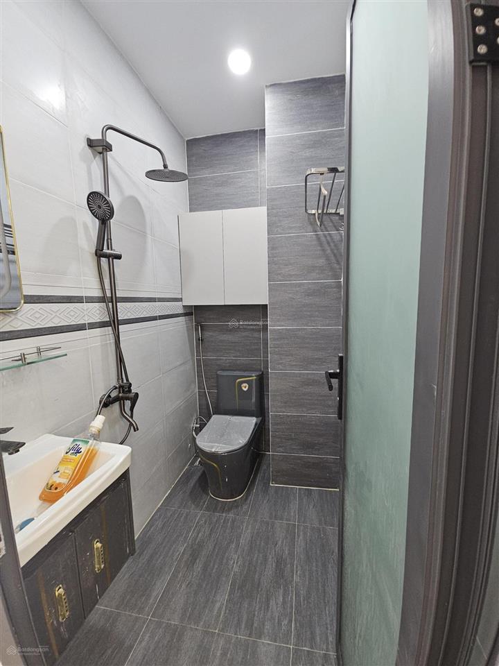 Nhà xây mới 3 lầu hẻm 4m hưng phú quận8