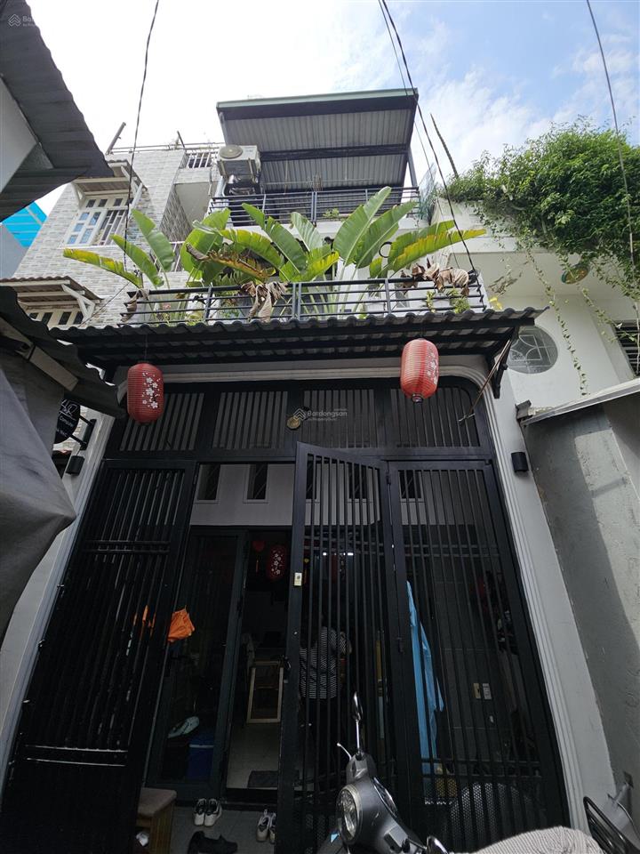 Nhà 2 lầu hẻm 1 rẽ ba gác tới nhà
