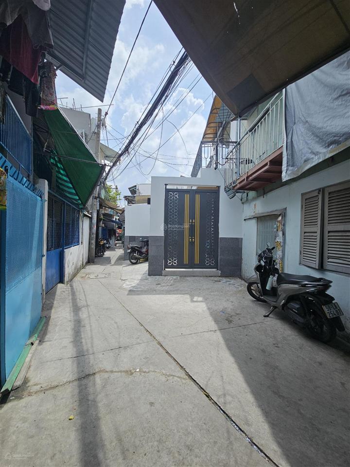 Nhà đẹp chính chủ cần bán gấp đã giảm mạnh gần cầu bình tiên