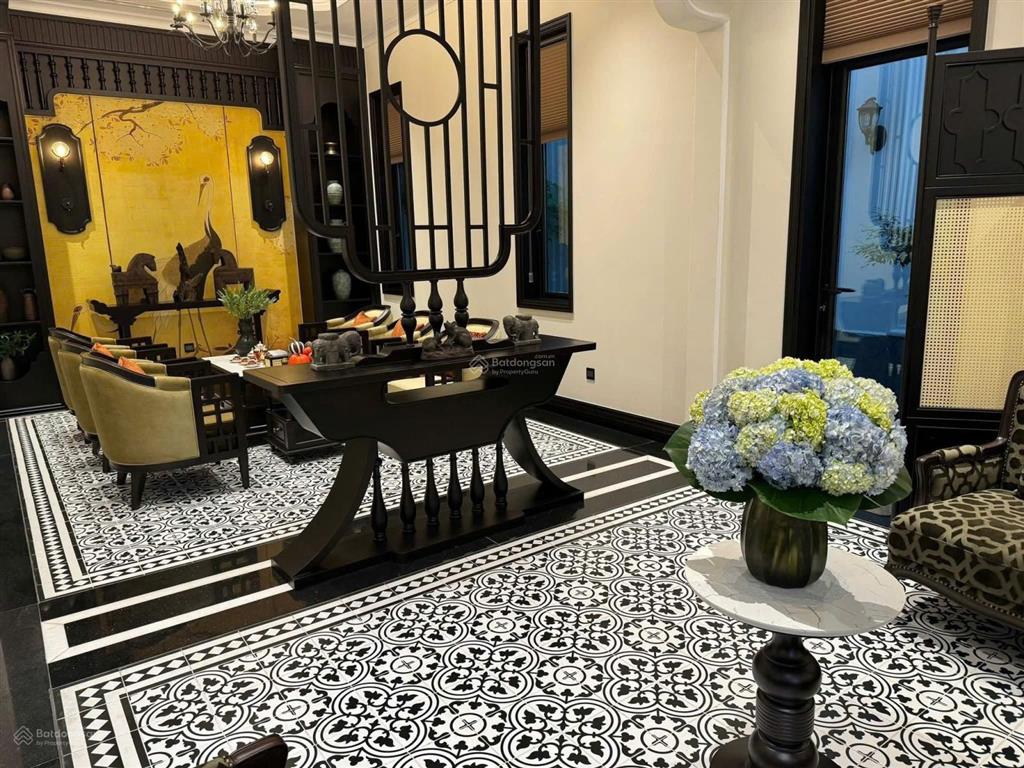 Chính chủ cần bán căn biệt thự khu nội bộ đường 3 tháng 2 diện tích 7.6x27m hầm 3 lầu giá 38 tỷ tl