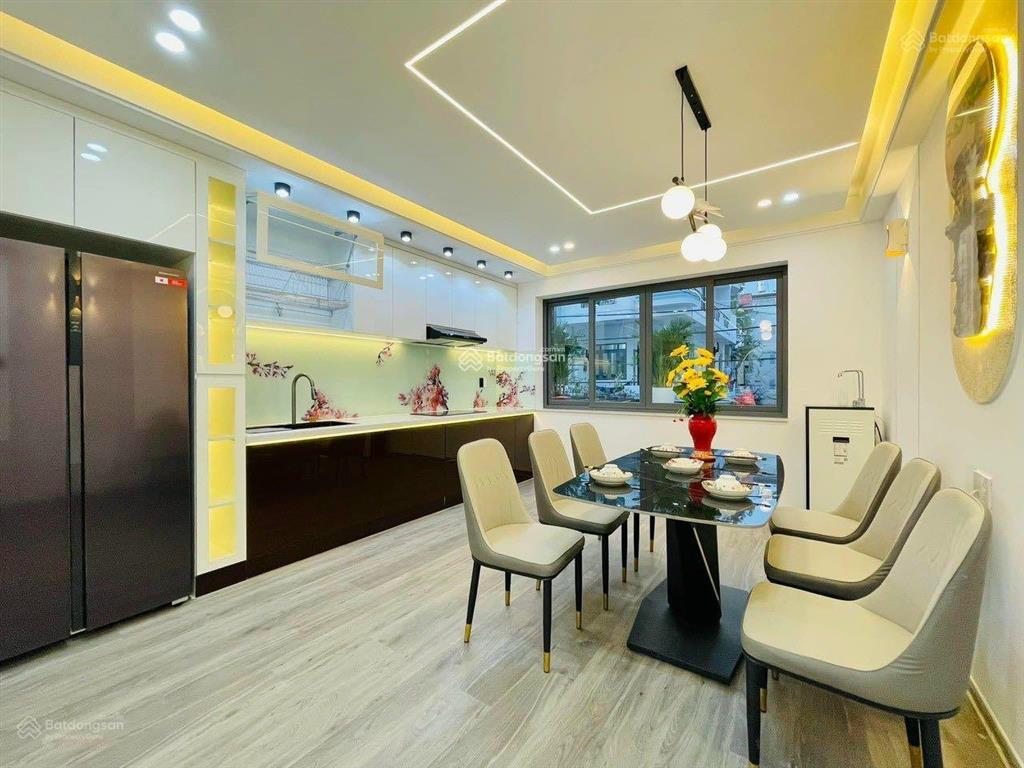 Bán căn nhà hẻm 284 đường lý thường kiệt p. diên hồng dt 4x14 5 tầng giá 14 tỷ thương lượng