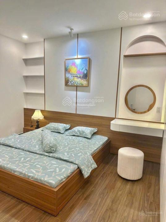 Bán căn nhà hẻm 284 đường lý thường kiệt p. diên hồng dt 4x14 5 tầng giá 14 tỷ thương lượng