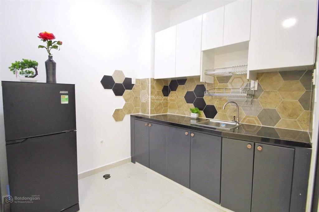 Cần bán tòa nhà chdv đường trần hưng đạo quận 1, hầm 5 lầu 14 căn hộ, hdt 120tr/th, giá bán 35tỷ tl