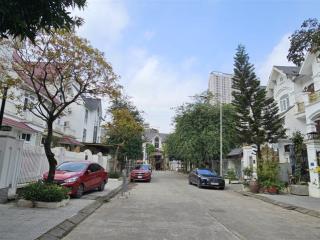 Cho thuê biệt thự khu a geleximco giá chỉ 20tr/1 tháng phù hợp mầm non, văn phòng