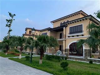 Bán gấp biệt thự mặt hồ nam an khánh  hàng hiếm