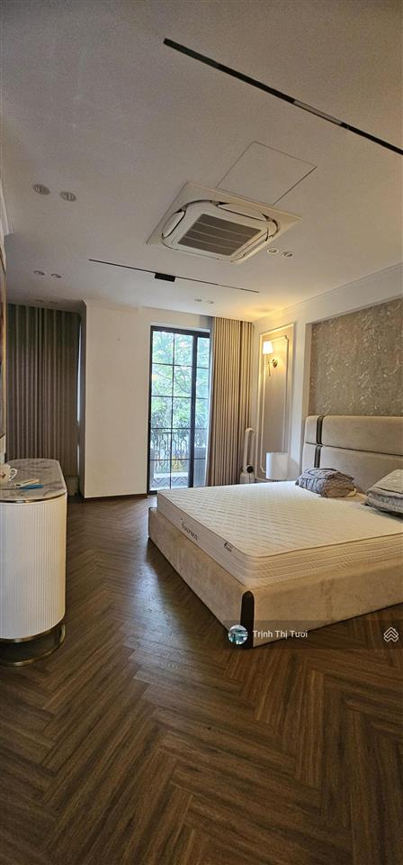 Cho thuê nhà 160m2 x 5 tầng kđt geleximco giáp vinsmart có thang máy giá 26tr