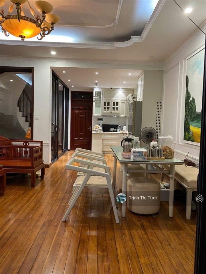 Cho thuê nhà 160m2 x 5 tầng kđt geleximco giáp vinsmart có thang máy giá 26tr