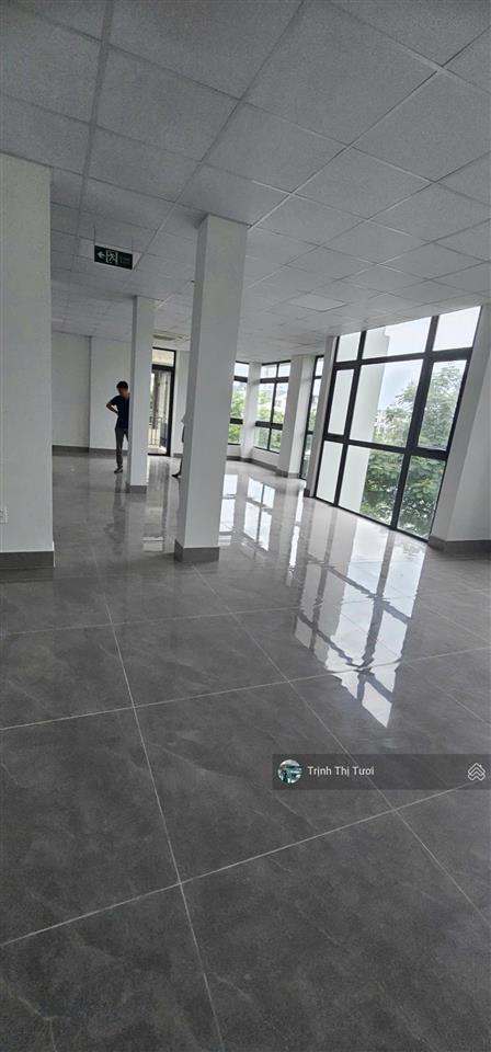 Cho thuê biệt thự mặt hồ flc  ngay chân đế chung cư và cách aeon mall hà đông 50m