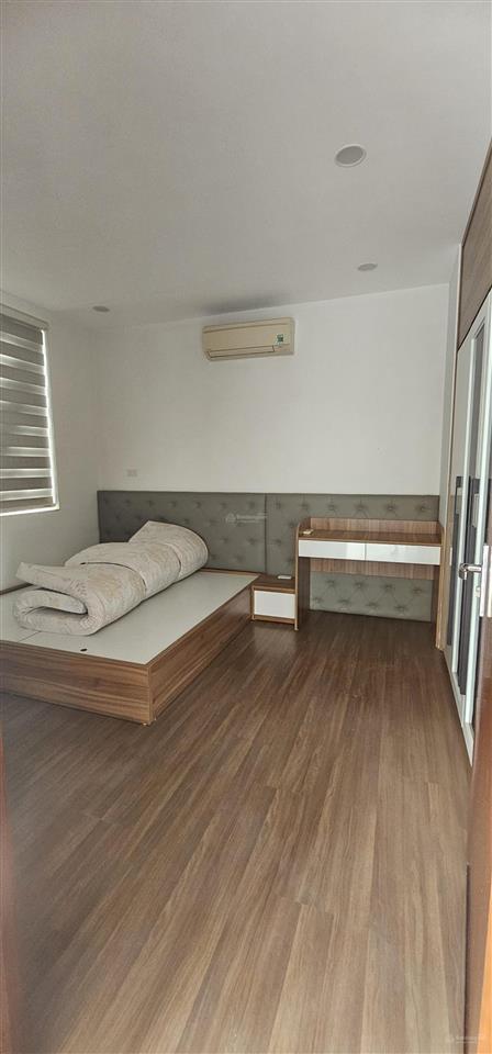 Cho thuê biệt thự đơn lập lô góc kđt splendora