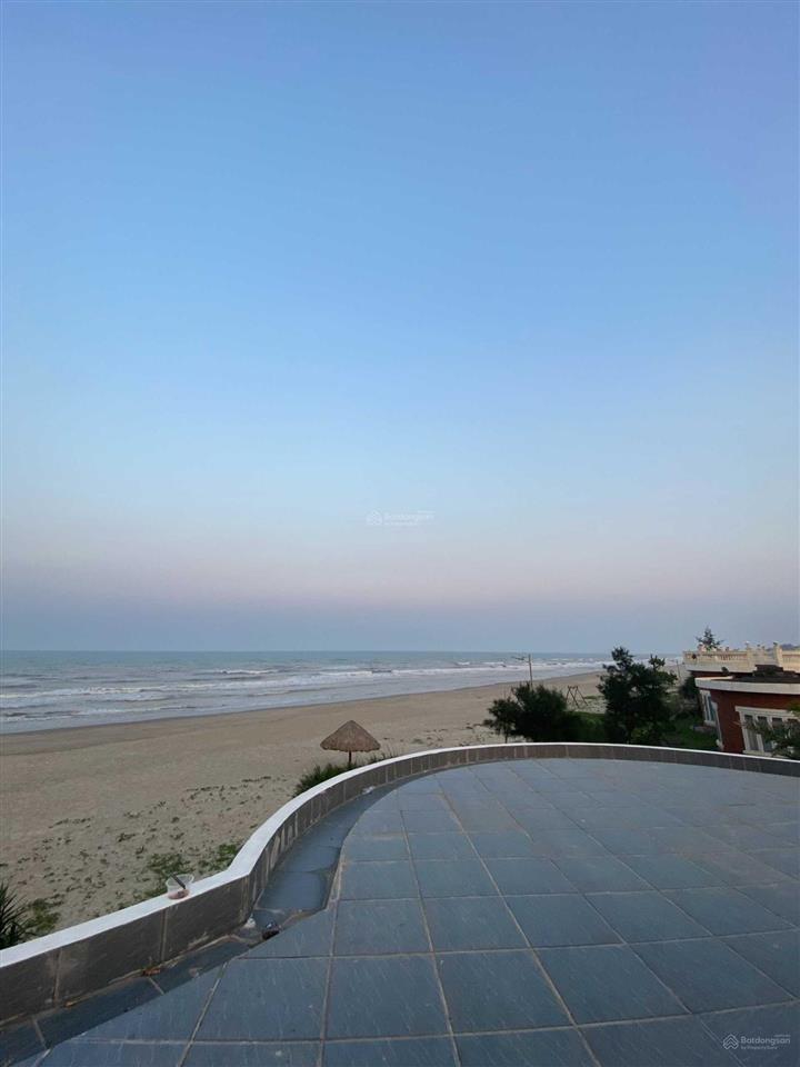 Chính chủ cần bán căn villa đối diện biển 615m2  15 tỷ 0942 204 ***
