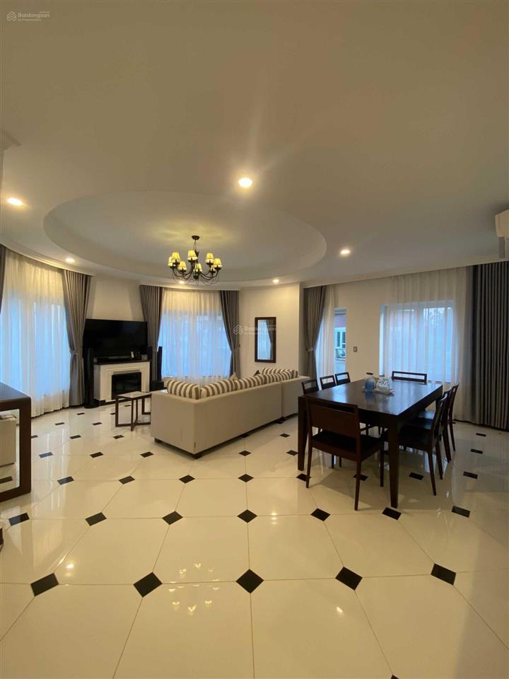 Chính chủ cần bán căn villa đối diện biển 615m2  15 tỷ 0942 204 ***
