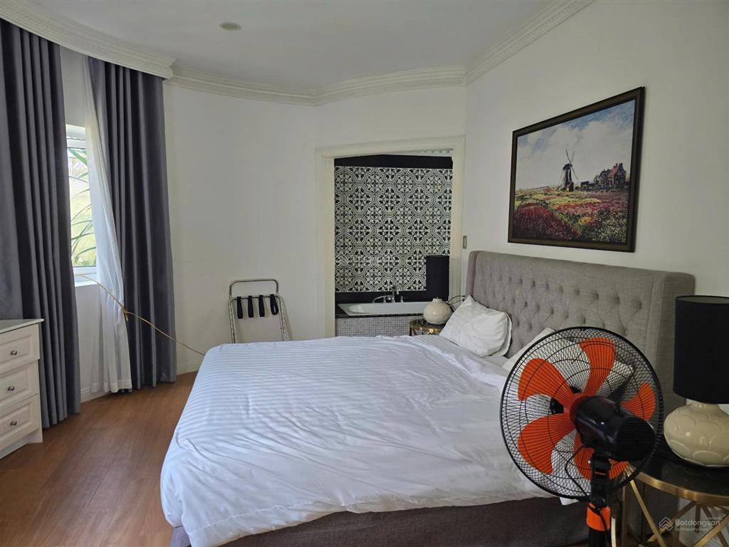 Bán cắt lỗ villa full nội thất hoa tiên paradise 7 tỷ 0942 204 ***